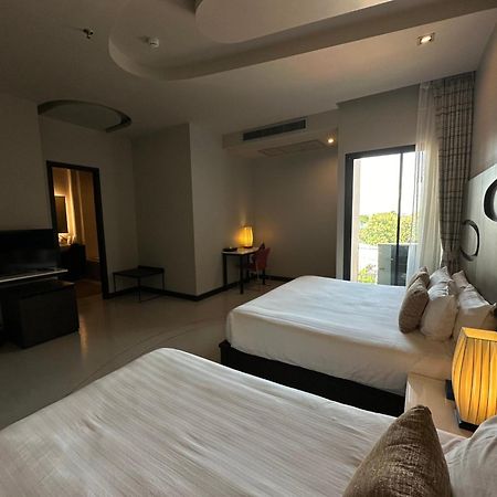 Sorin Hotel Surin Bagian luar foto