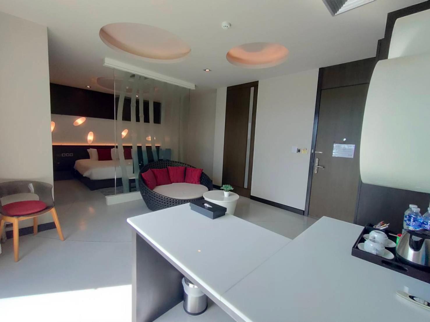 Sorin Hotel Surin Bagian luar foto