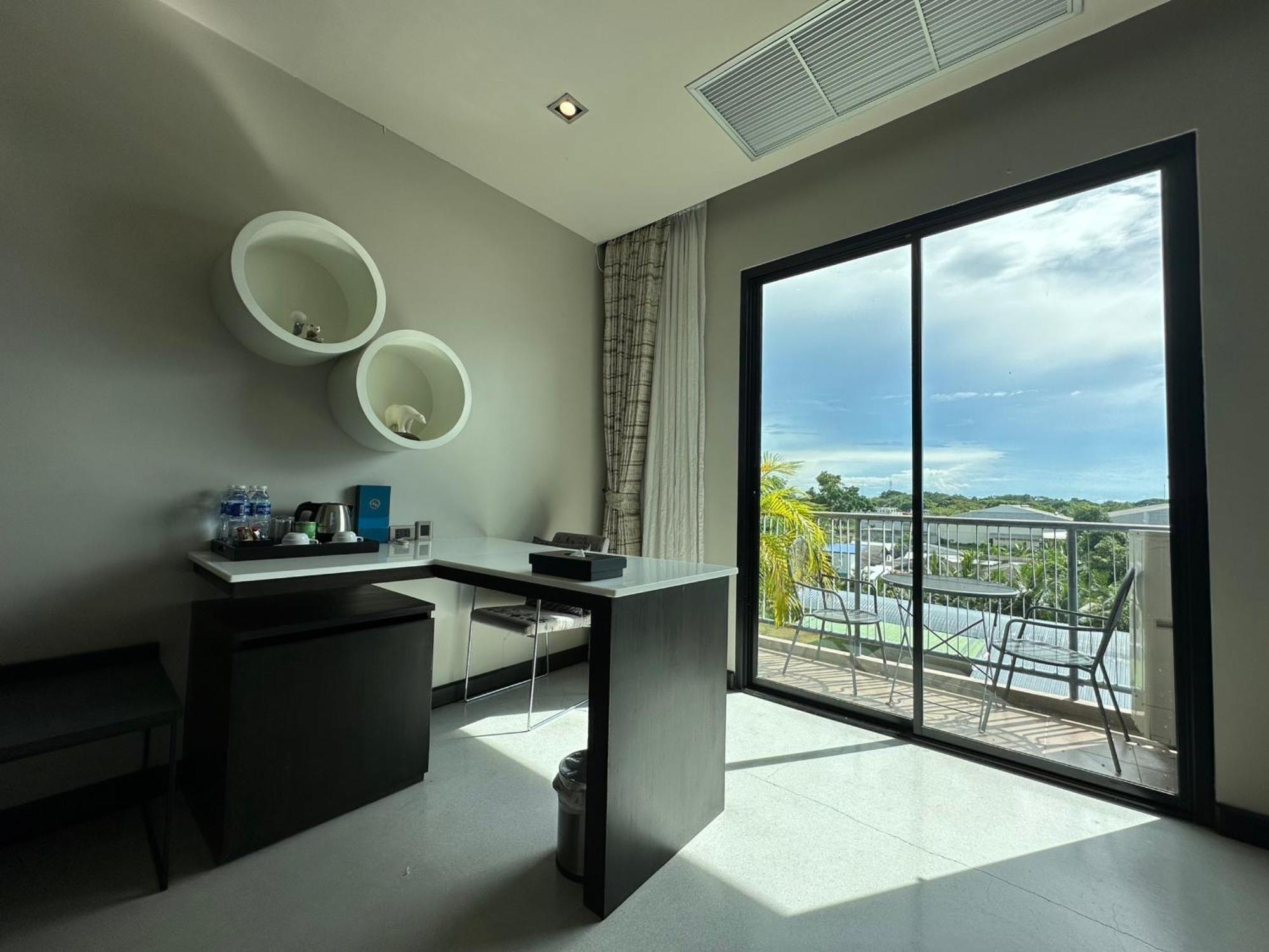 Sorin Hotel Surin Bagian luar foto