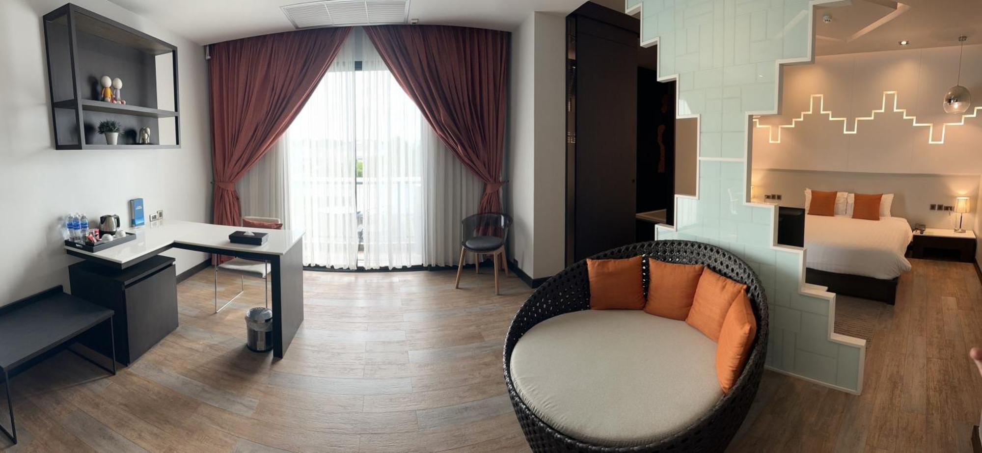 Sorin Hotel Surin Bagian luar foto