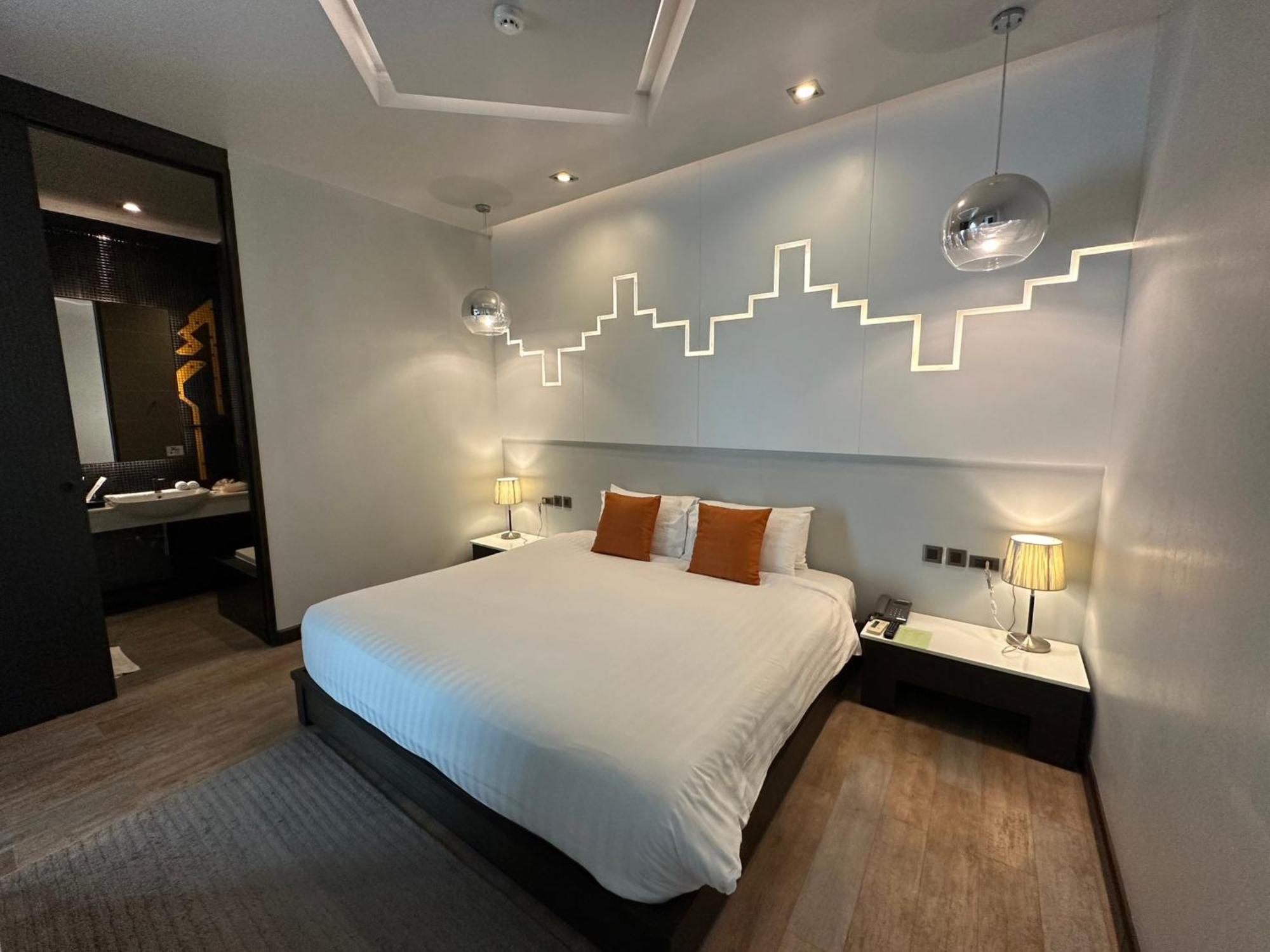 Sorin Hotel Surin Bagian luar foto
