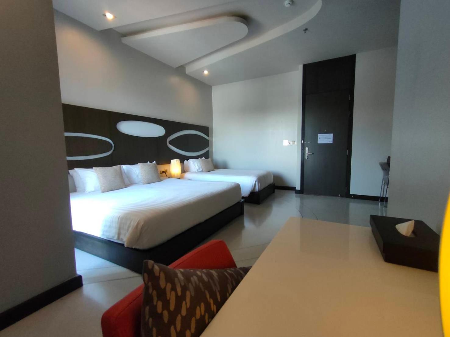 Sorin Hotel Surin Bagian luar foto