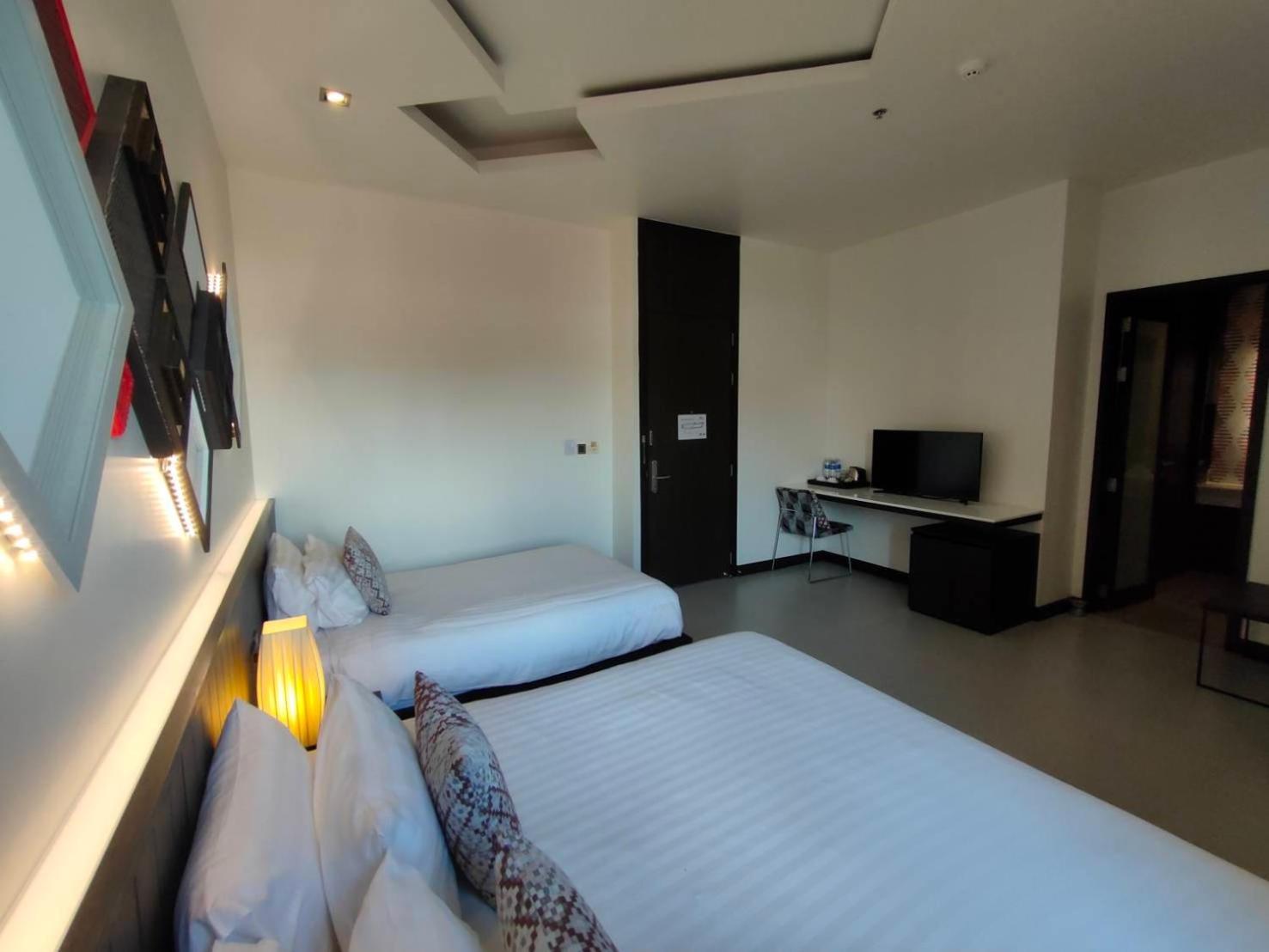Sorin Hotel Surin Bagian luar foto