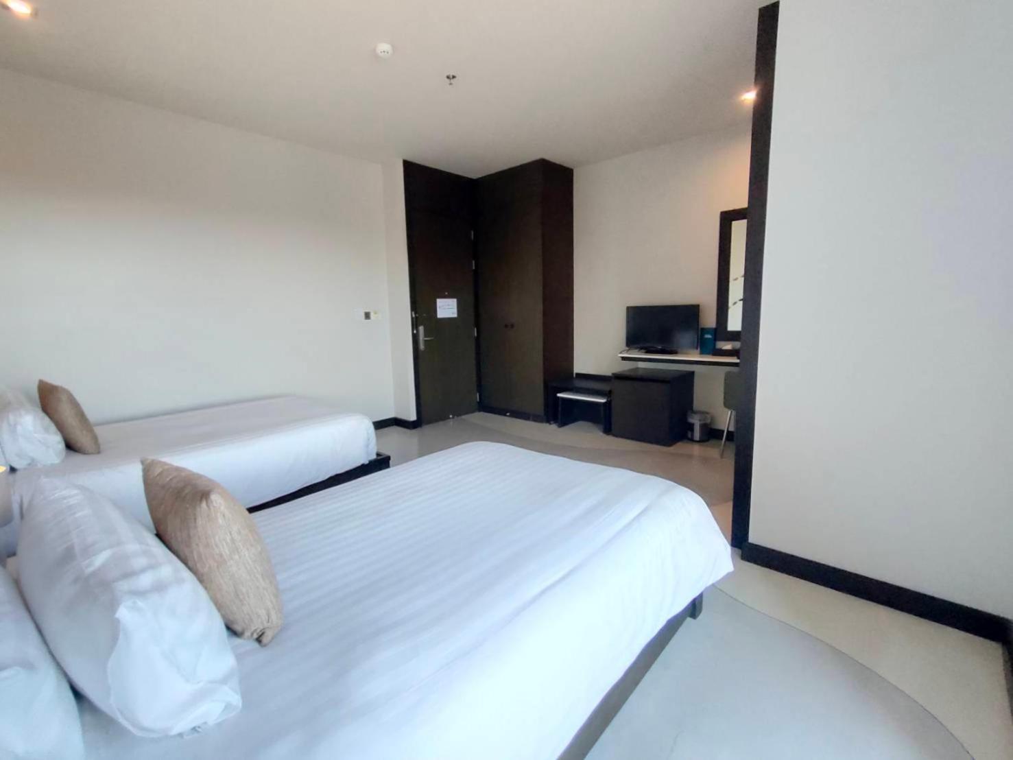 Sorin Hotel Surin Bagian luar foto