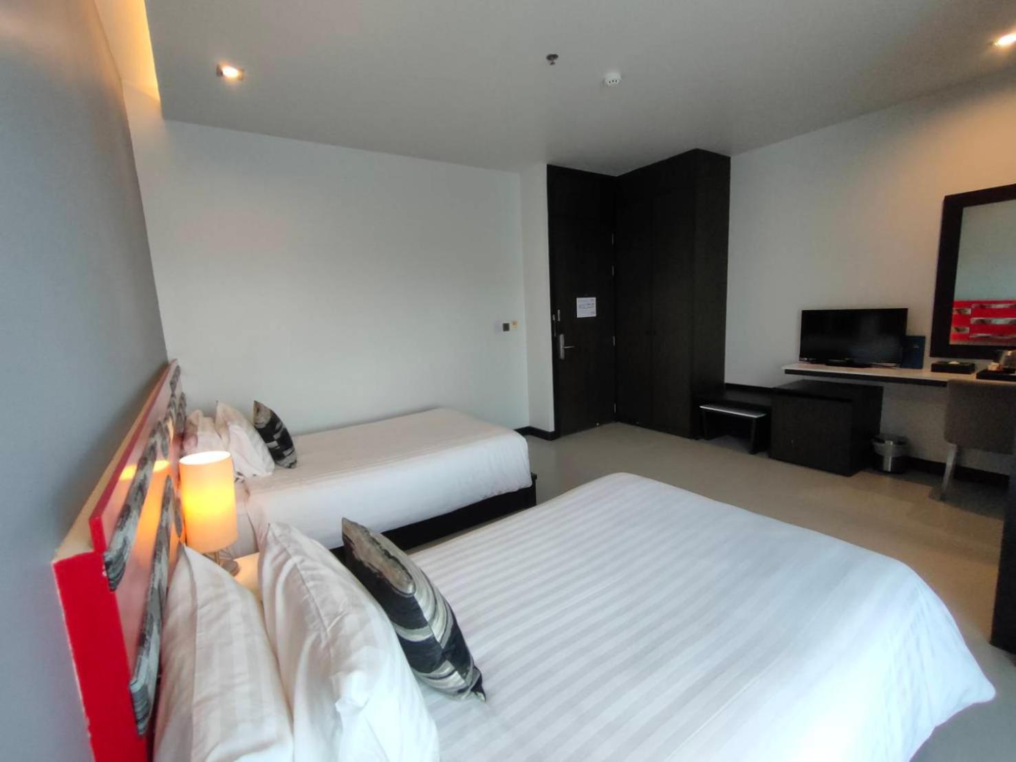 Sorin Hotel Surin Bagian luar foto