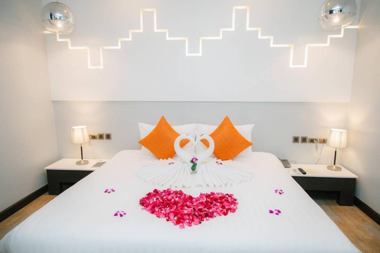 Sorin Hotel Surin Bagian luar foto